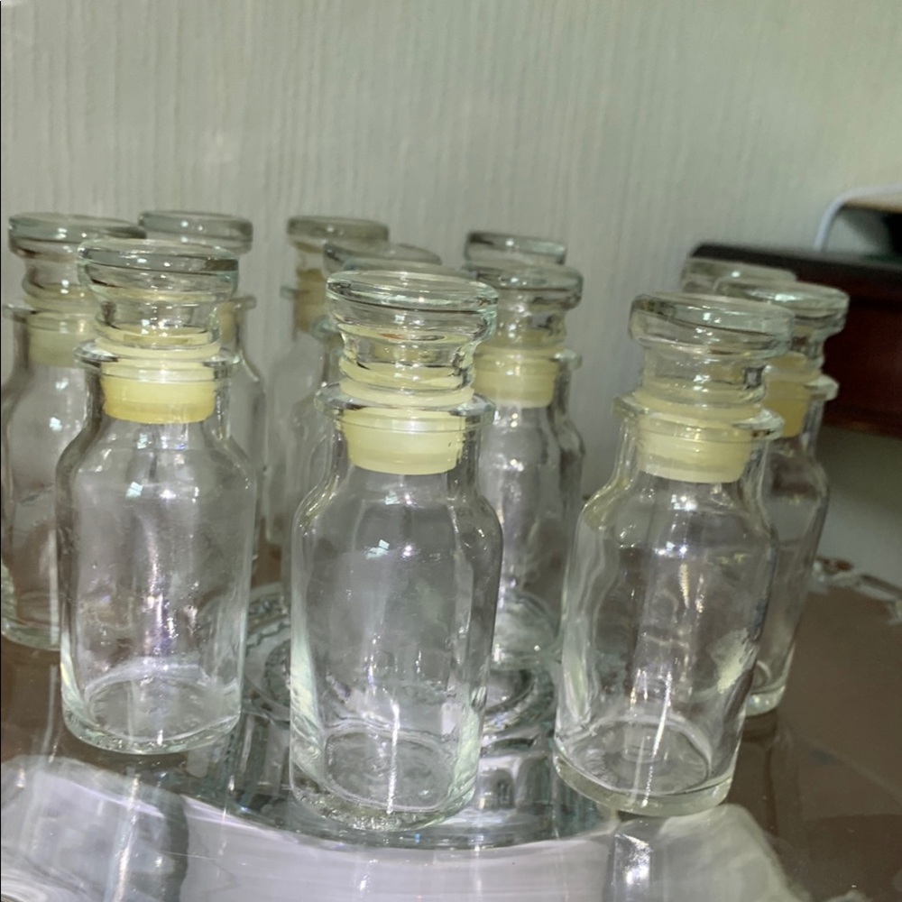 LOVE Potion or SPICE Glass Clear Jars VINTAGE Set/12 - for that GOTHIC effect... - Picture 4 of 10